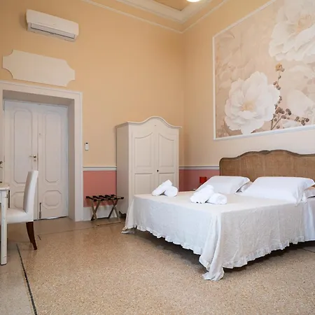 Bed & Breakfast Antica Loggia *