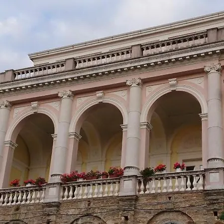 Bed & Breakfast Antica Loggia *