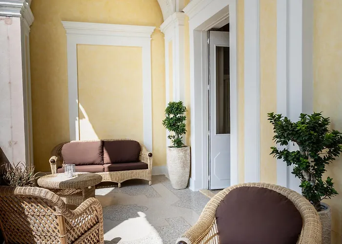 Antica Loggia 住宿加早餐酒店 3*